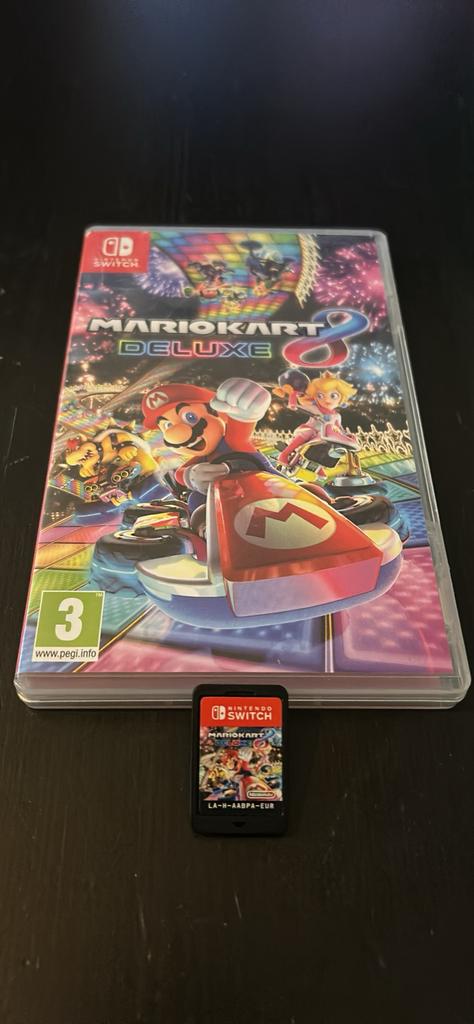 Mario Kart 8 Deluxe ( Switch 1 et Switch 2 ), Games en Spelcomputers, Games | Nintendo Switch, Ophalen of Verzenden, Zo goed als nieuw