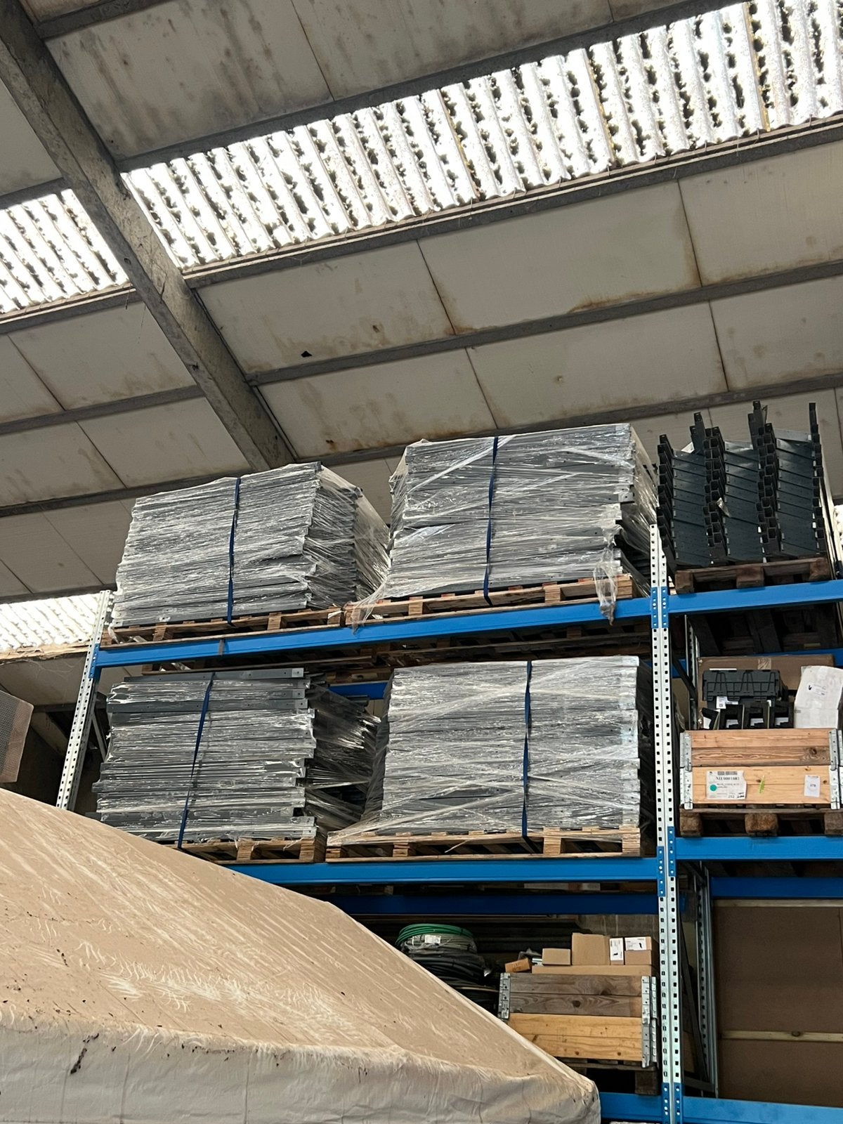 Systeem voor zonnepanelen voor plat dak (gebruikt), Ophalen