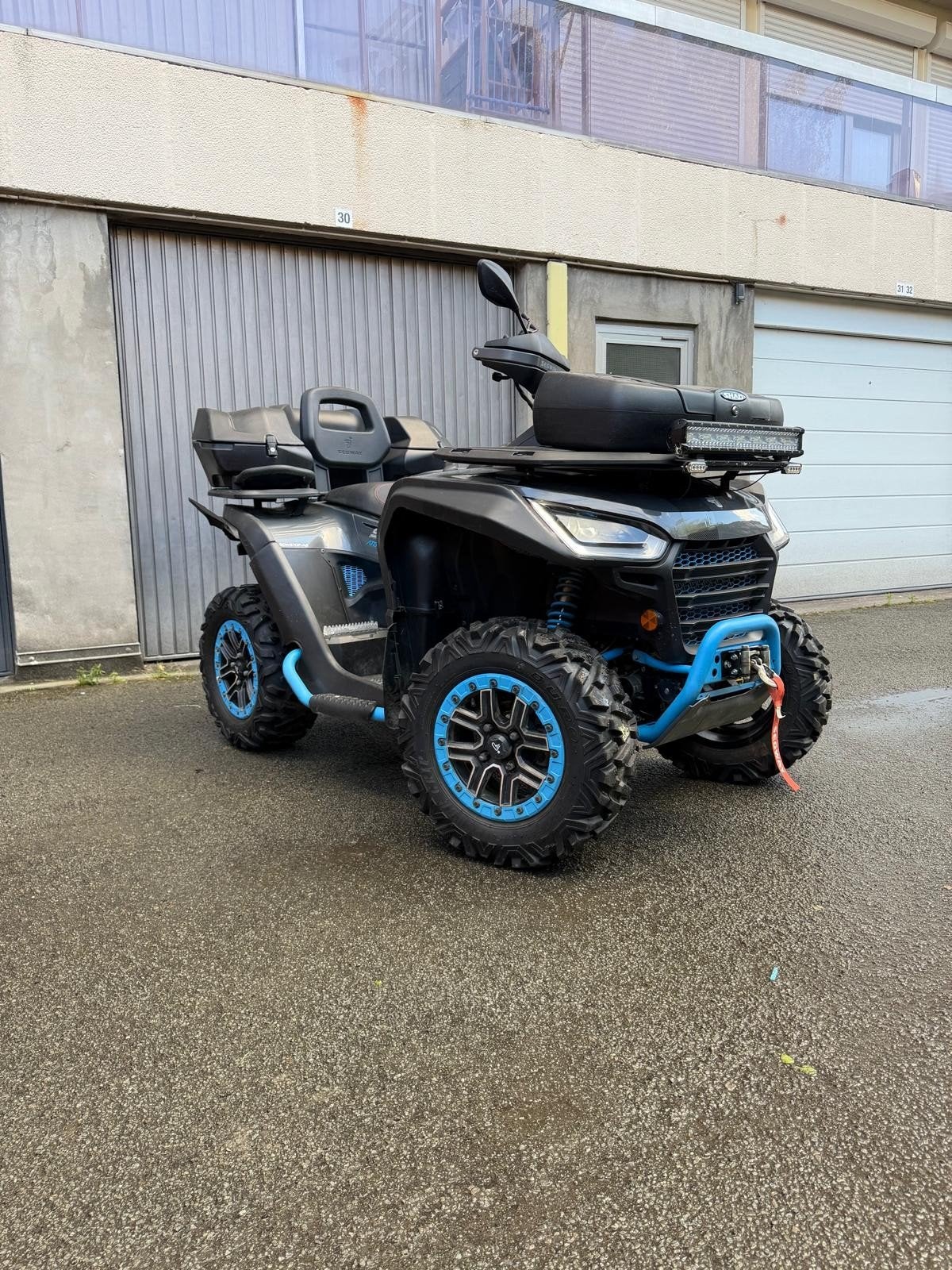Quad, 4 cylindres, Plus de 35 kW