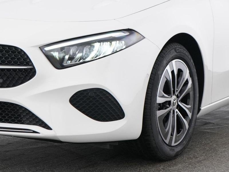 Mercedes-Benz A-Klasse 180 D Hatchback Luxury Line | Verwarm, Autos, https://public.car-pass.be/vhr/35fb8aaa-58ef-49aa-b25e-ad2e23f4de88