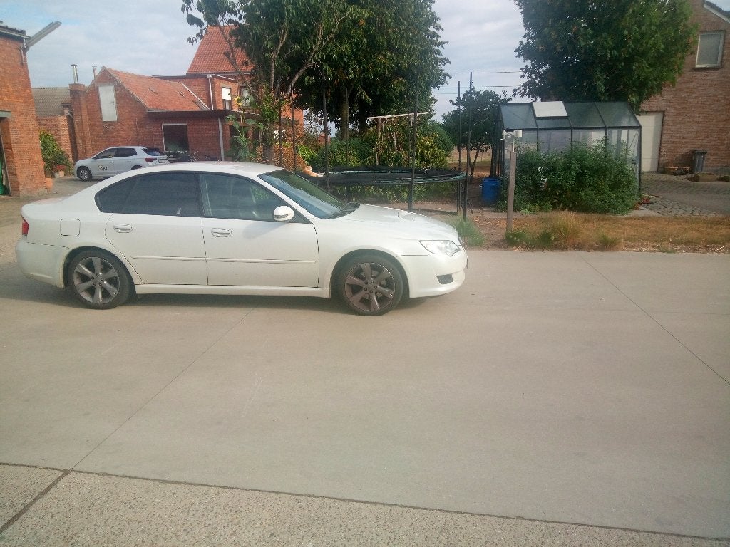 Subaru legacy, Auto's, Subaru, 4 deurs, 4 cilinders, Wit, Leder