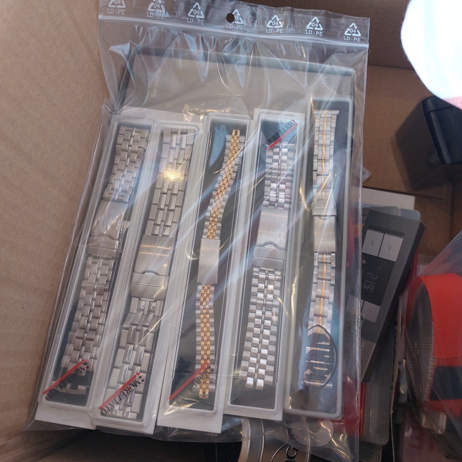 Partij horloge bandjes ong.50 stuks nieuw, Handtassen en Accessoires, Ophalen