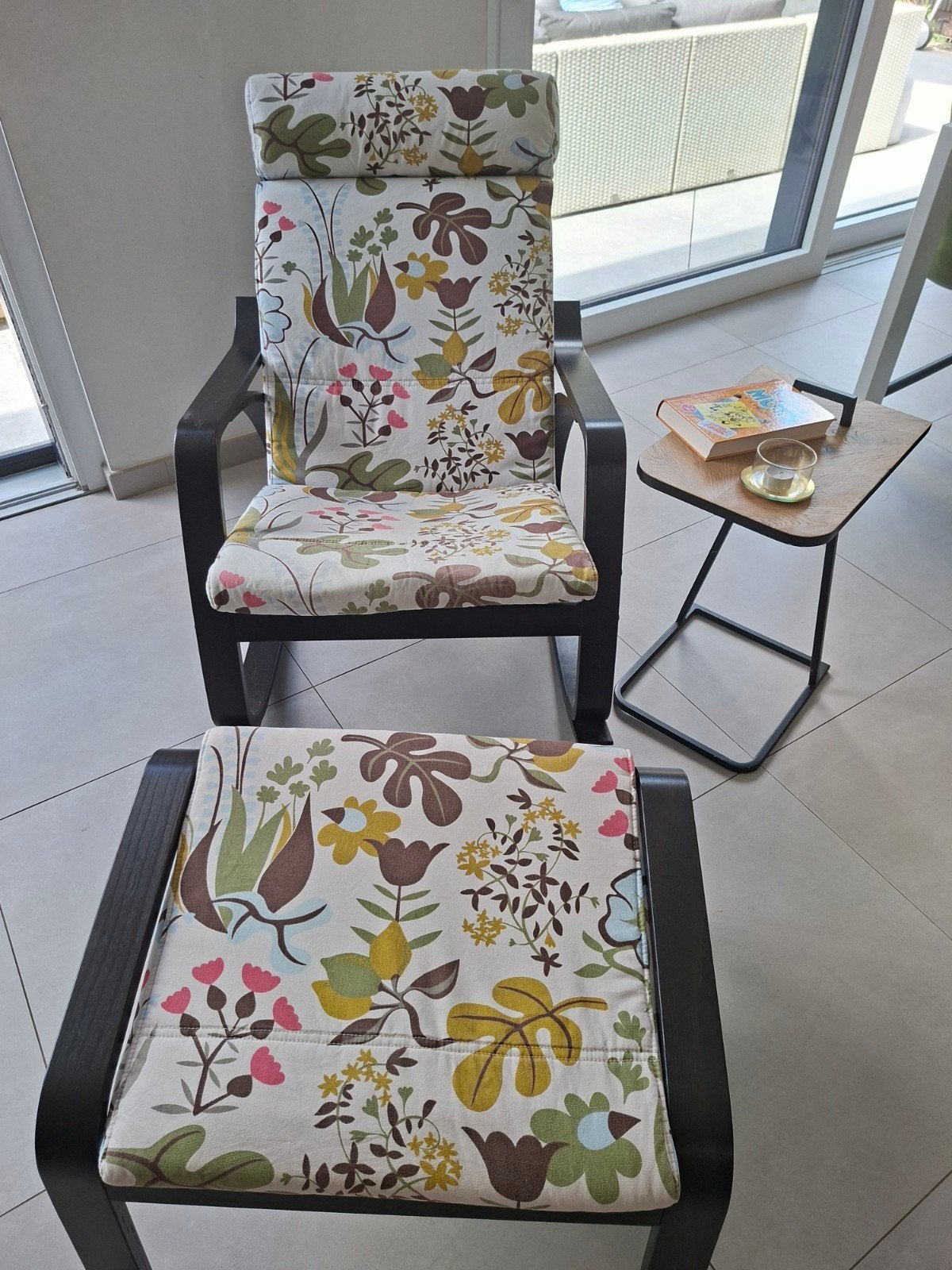 Ikea Poäng schommelstoel met voetbankje, Huis en Inrichting, Fauteuils, Ophalen of Verzenden