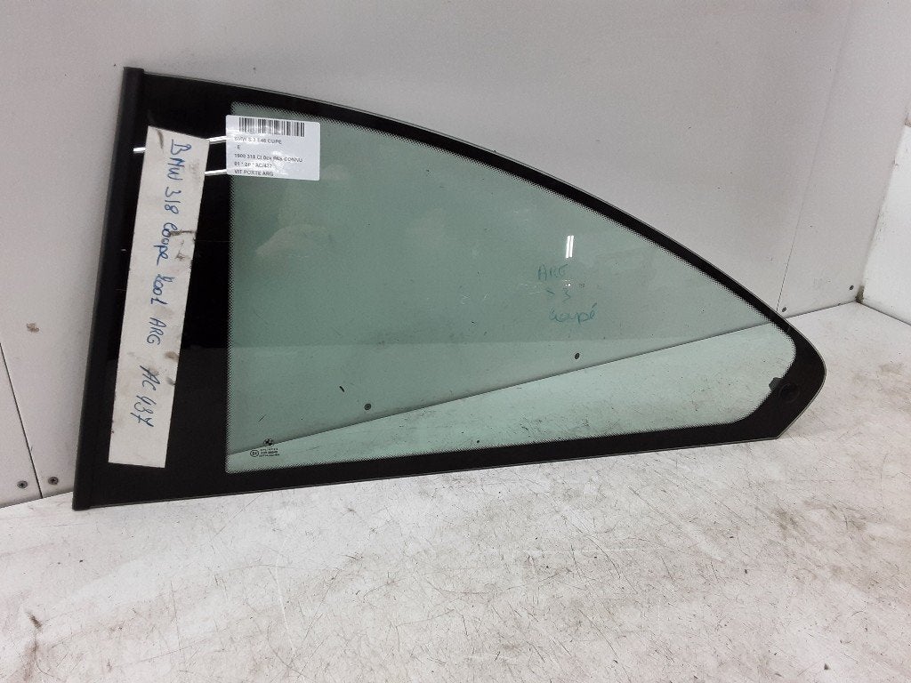 VITRE ARRIERE GAUCHE BMW 3 serie (E46 / 2) (01-1998/07-2006), Autos : Pièces & Accessoires, Mevr. I. Hauben, Utilisé, BMW, Rue de l'Espoir 34 34
4030  GRIVEGNÉE, BE
