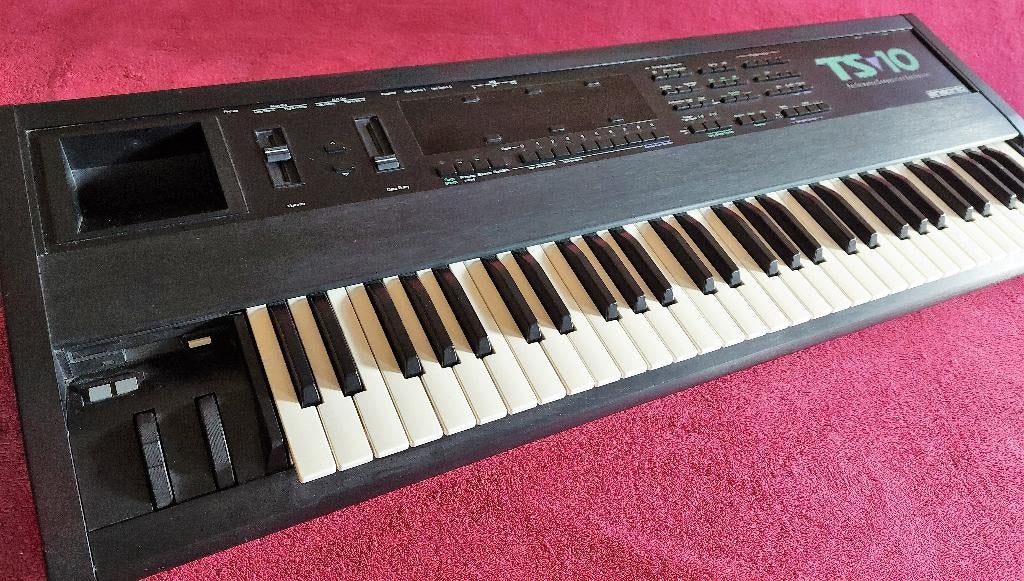 Vends ENSONIQ TS10, Musique & Instruments, Synthétiseurs, Utilisé, Autres marques, Avec connexion MIDI, Enlèvement