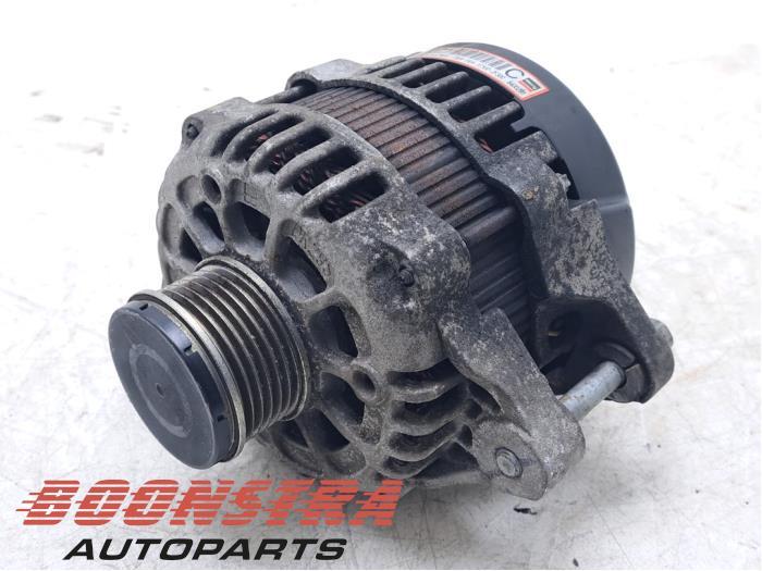 Dynamo d'un Kia Sorento (Sorento 15-), Kia, -, 3 mois de garantie, Utilisé