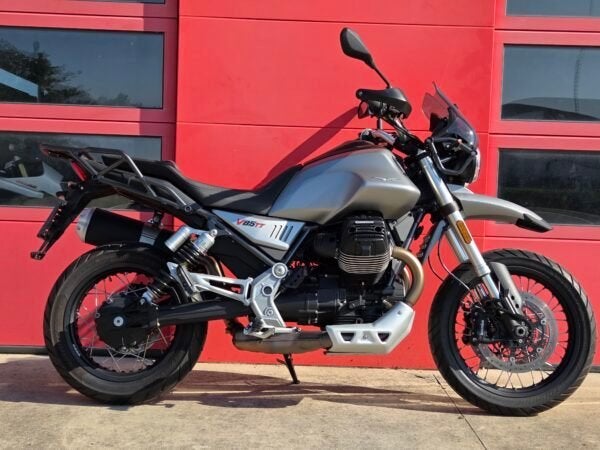 MOTO GUZZI V85, Motoren, 2 cilinders, Motorrijbewijs A, Bedrijf, Meer dan 35 kW