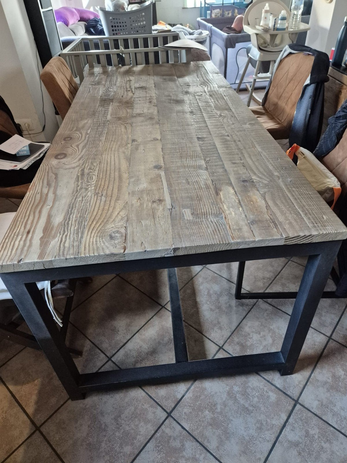 Grande table de salle à manger bois massif et métal noir, Ophalen, Gebruikt, 50 tot 100 cm, Vijf personen of meer