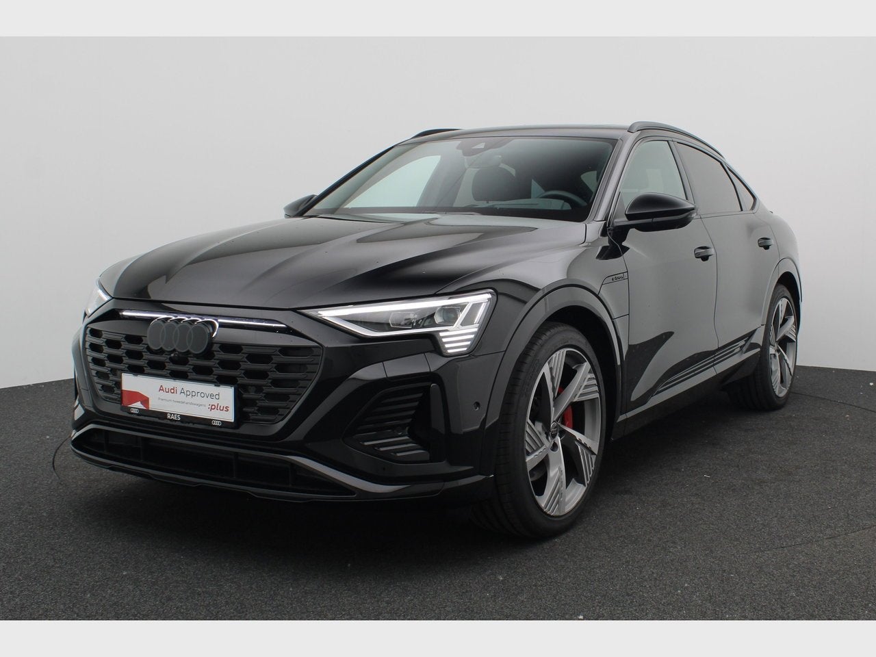 Audi Q8 e-tron Sportback 106 kWh 55 Quattro S line /Pano/B&O, Auto's, Automaat, Q8, Zwart, Elektrisch