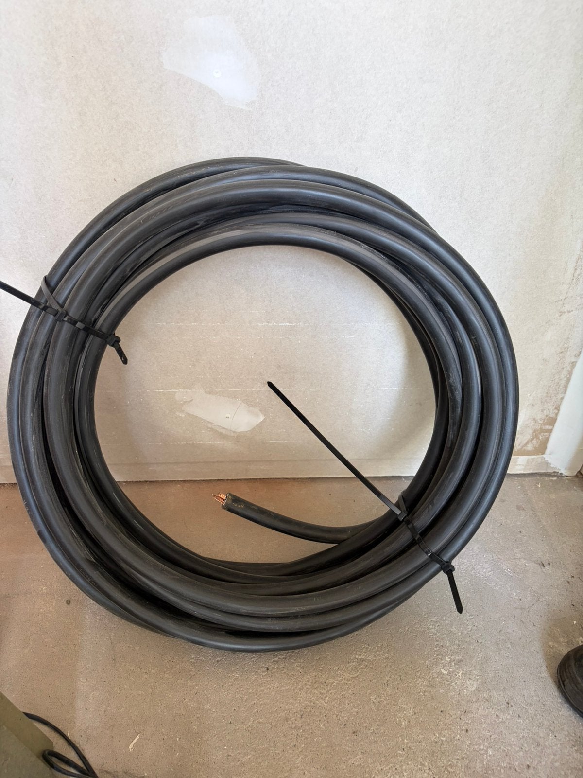 EXVB 4  16 mm²: 1 stuk van 20 m en 1 stuk van 5 m., Bricolage & Construction, Enlèvement, Neuf
