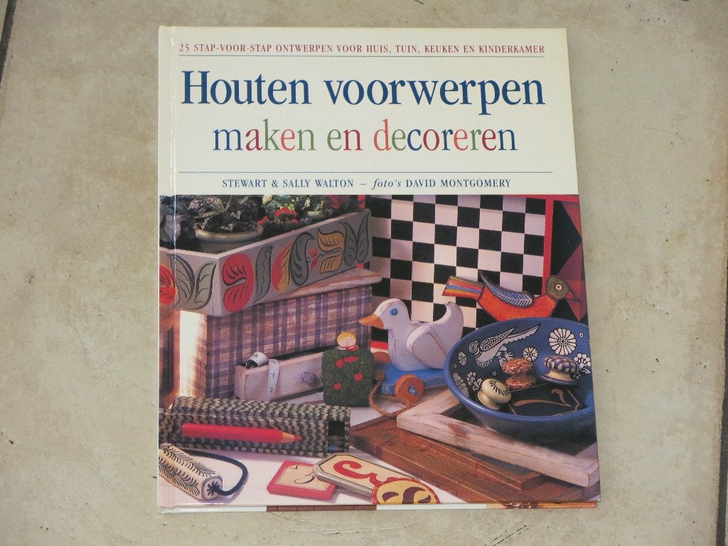 Een boek Houten voorwerpen maken en decoreren, Boeken, Hobby en Vrije tijd, Ophalen