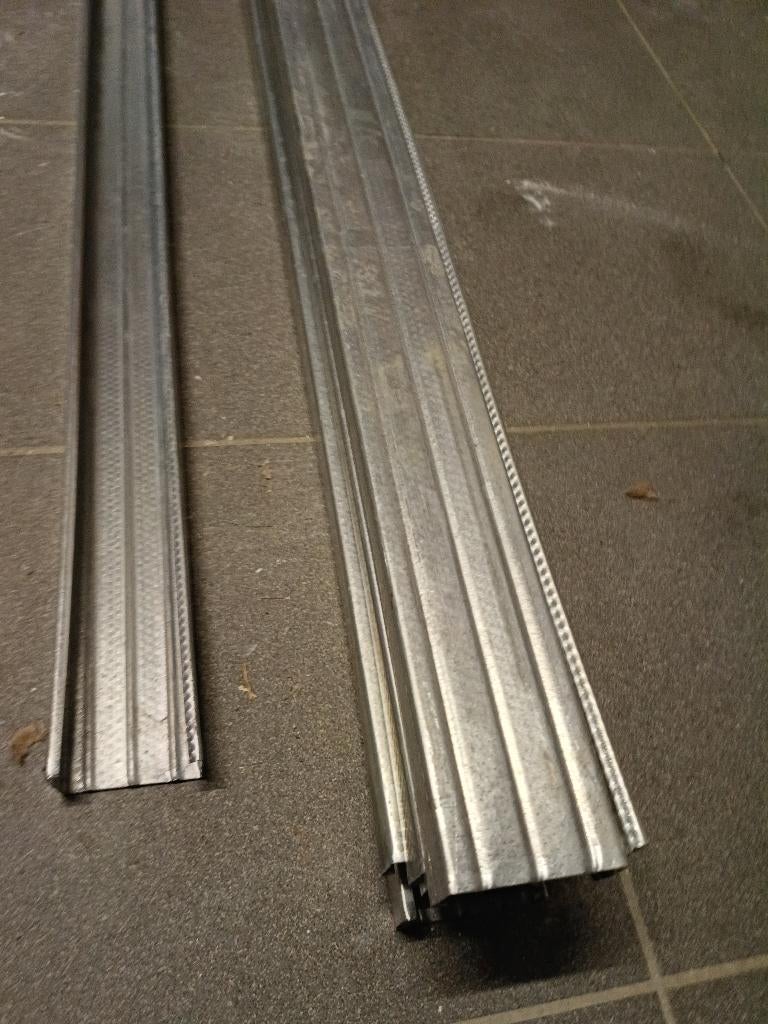Metalstuds plafond 4m, Doe-het-zelf en Bouw, Metalen, Ophalen, Nieuw, Aluminium