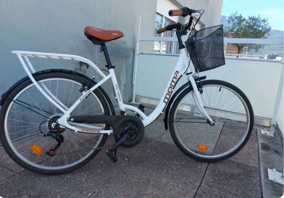 Schitterende nieuwe Moma 28 inch 18-speed gemengde fiets, Fietsen en Brommers, Ophalen, Zo goed als nieuw, Versnellingen