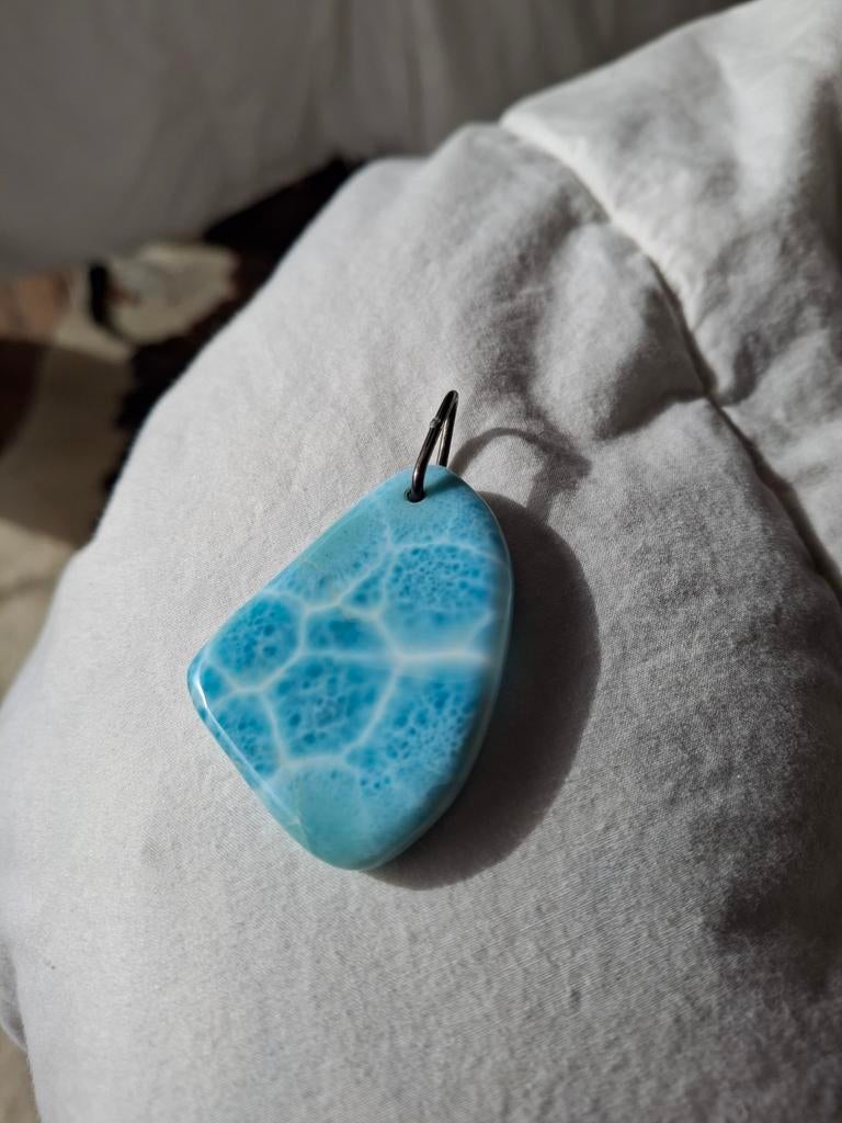 Larimar of atlantissteen hanger bieden, Ophalen