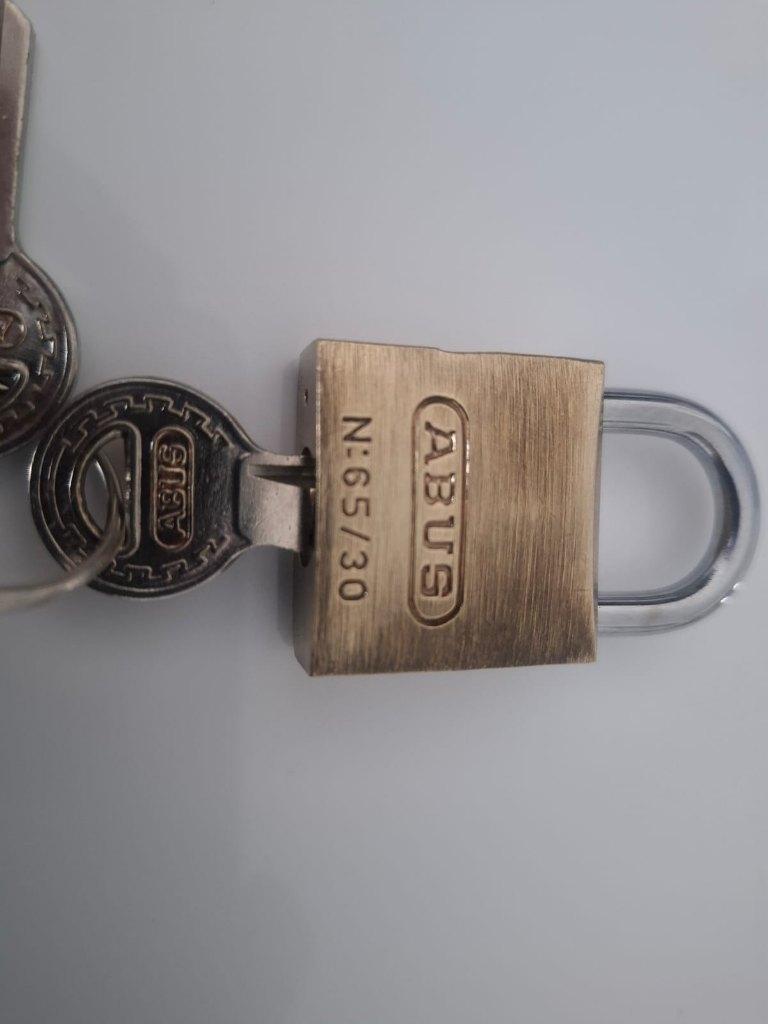 Abus 65/30 hangslot, Verzenden, Gebruikt