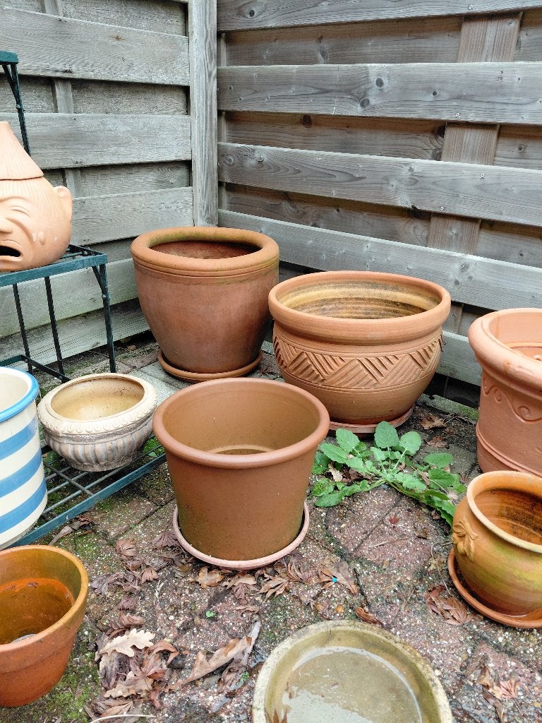 terracotta bloempotten en co, Jardin & Terrasse, Pots de fleurs, Comme neuf, Terracotta, Balcon, Jardin, 40 à 70 cm, 25 à 40 cm