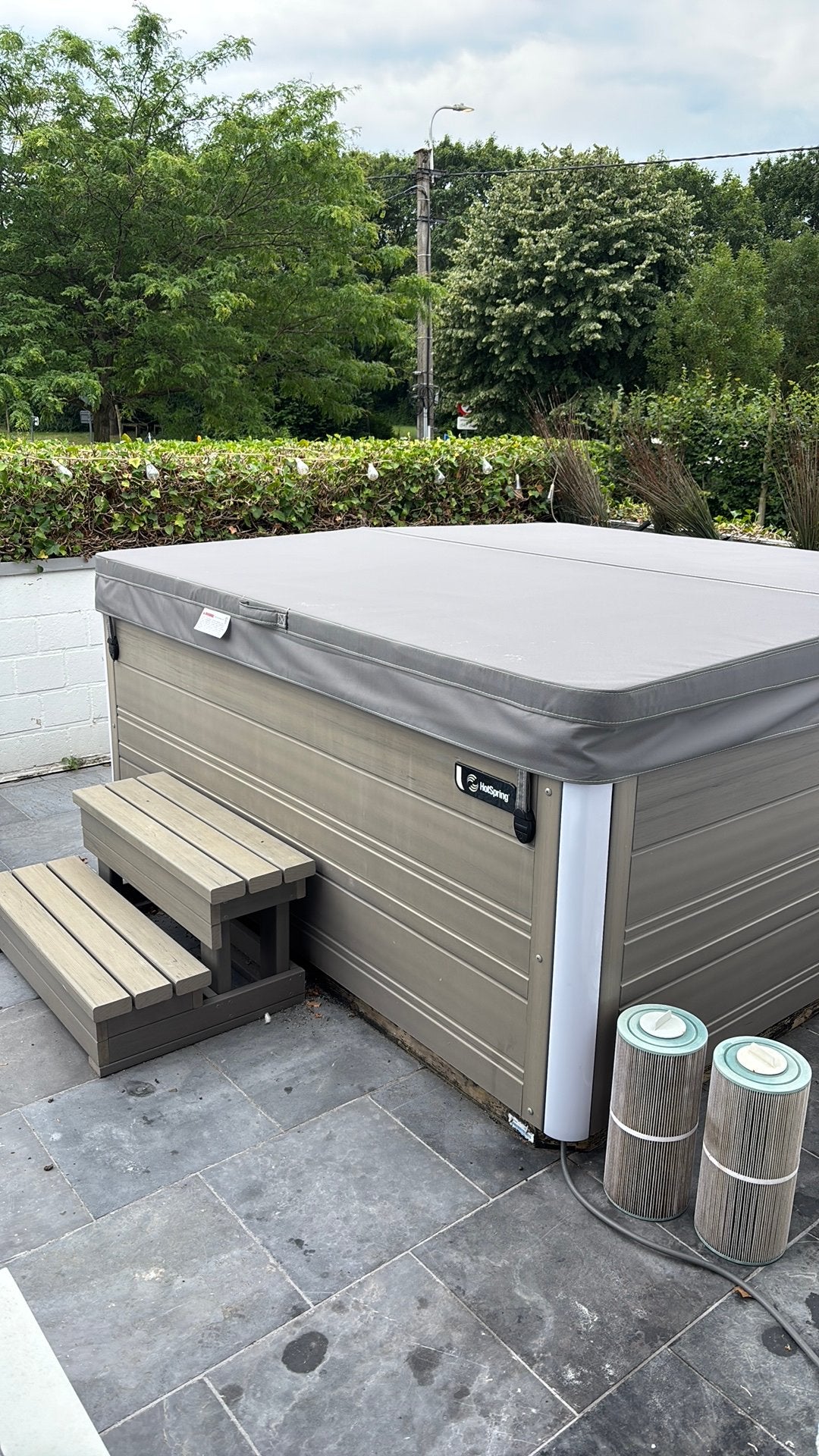 Hotspring jacuzzi flair, Tuin en Terras, Ophalen, Zo goed als nieuw, Trap, Vast