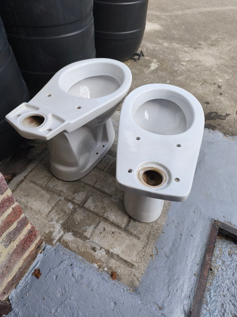 2 cuvettes de wc, Bricolage & Construction, Sanitaire, Enlèvement, Utilisé, Toilettes