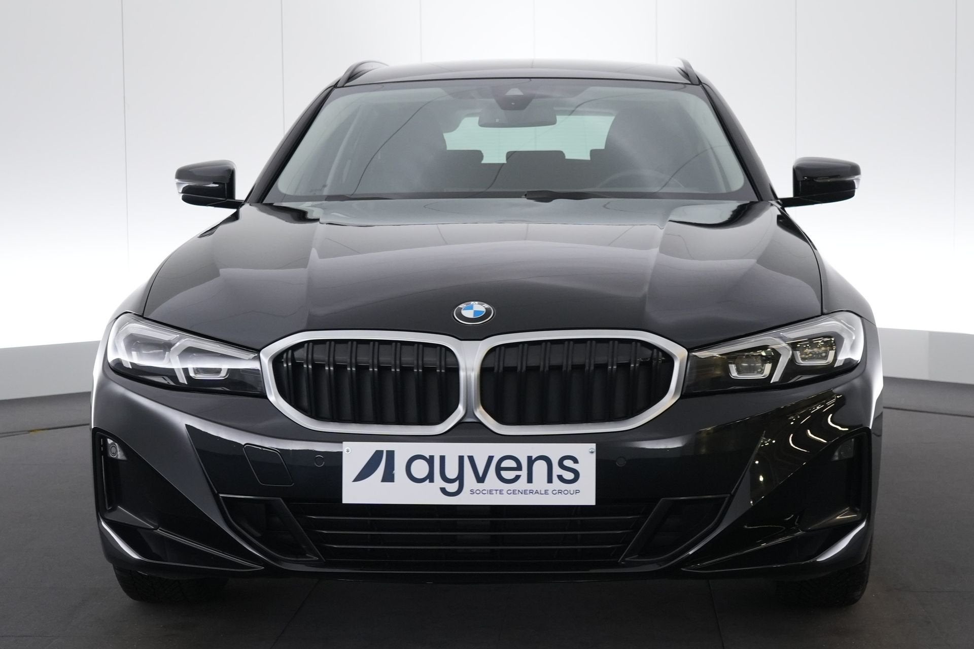 (2DAS272) BMW 3 SERIES TOURING, Euro 6, Lichtsensor, 136 pk, Zwart