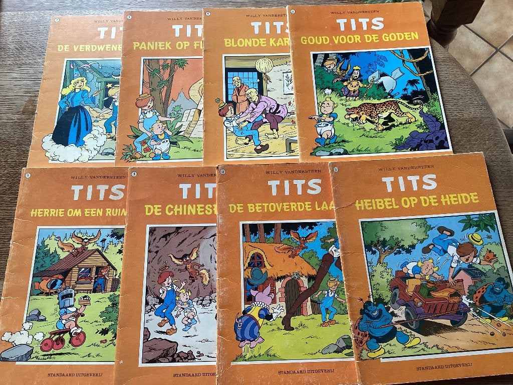 Tits, Plusieurs BD, Enlèvement ou Envoi, Utilisé