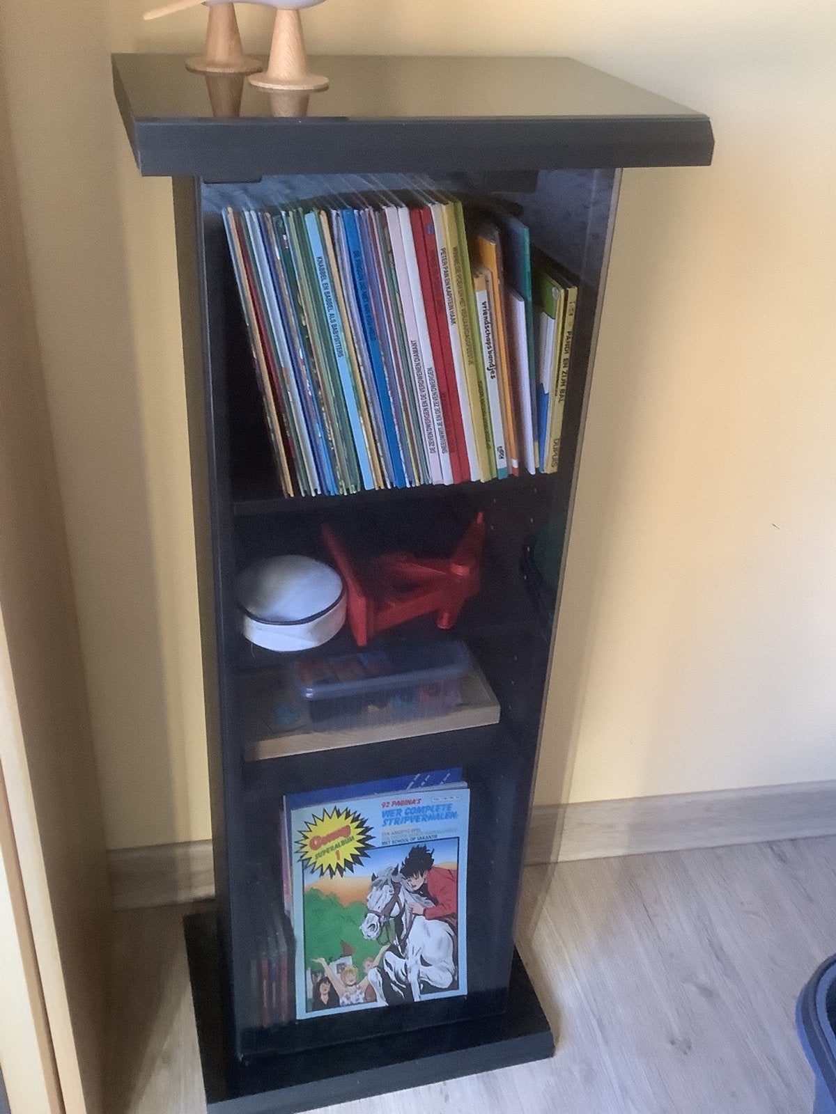 Armoire noire avec porte vitrée, Maison & Meubles, Enlèvement, Comme neuf