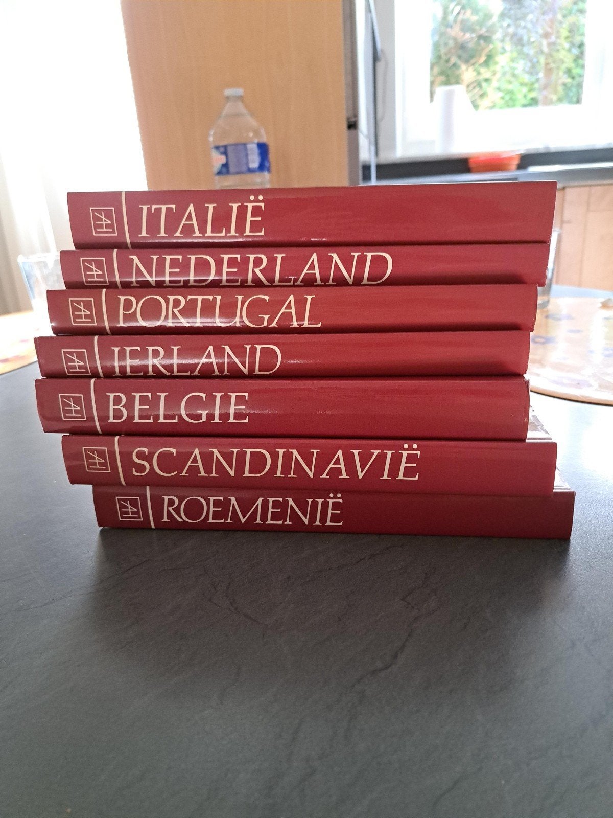 Europa vandaag, De mensen, hun land, hun cultuur, Neuf, Série complète, Enlèvement ou Envoi, Autres sujets/thèmes