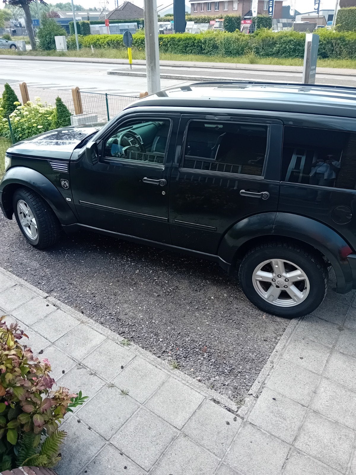 Cargo léger Dodge Nitro, Autos, Achat, Attache-remorque, Diesel, Automatique