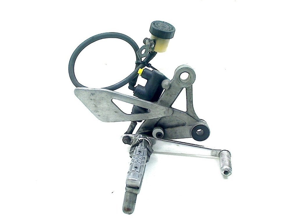 REPOSE PIEDS AVANT DROIT Yamaha SZR 660 (01-1970/-), Dhr. S. di Majo, Utilisé, Info@cama-motorparts.nl, P.J. Troelstraweg 8 8
3144 CX  MAASSLUIS, NL