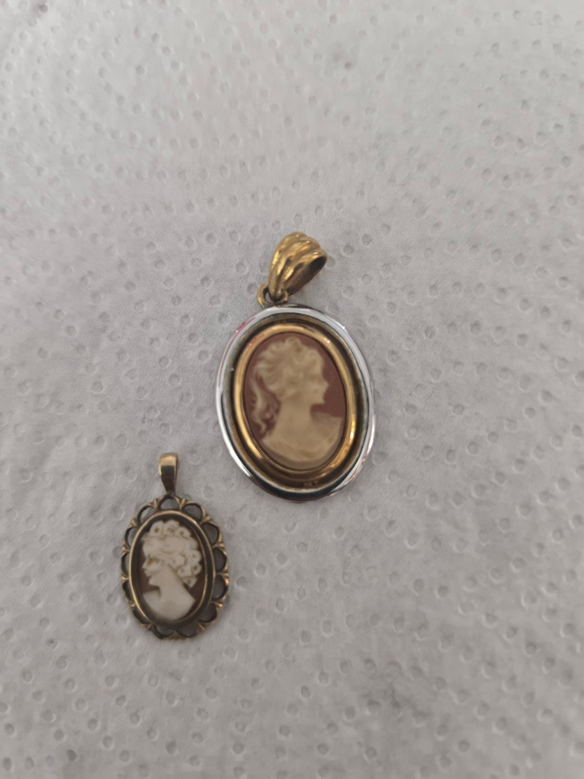 Pendentif des camée vintage, Enlèvement ou Envoi, Or, Or