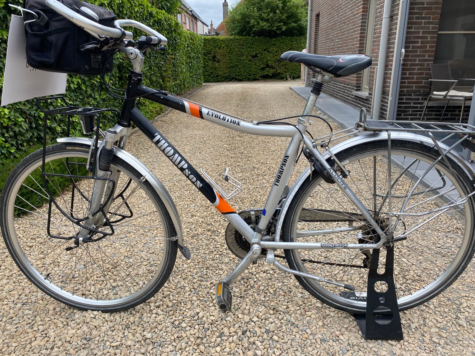 Thompson heren/trekkingfiets, Fietsen en Brommers, 28 inch, Gebruikt, Vering, Velgrem