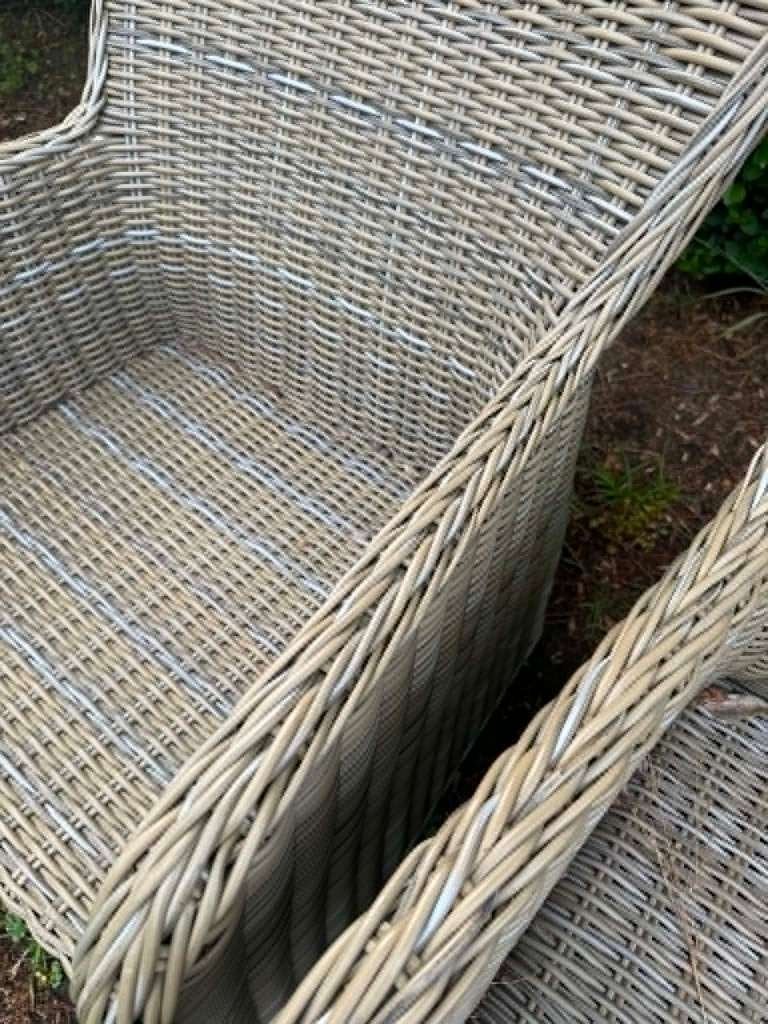 2 loungestoelen wicker (50 voor 2)met witte zitkussens, Ophalen, Zo goed als nieuw, Wicker