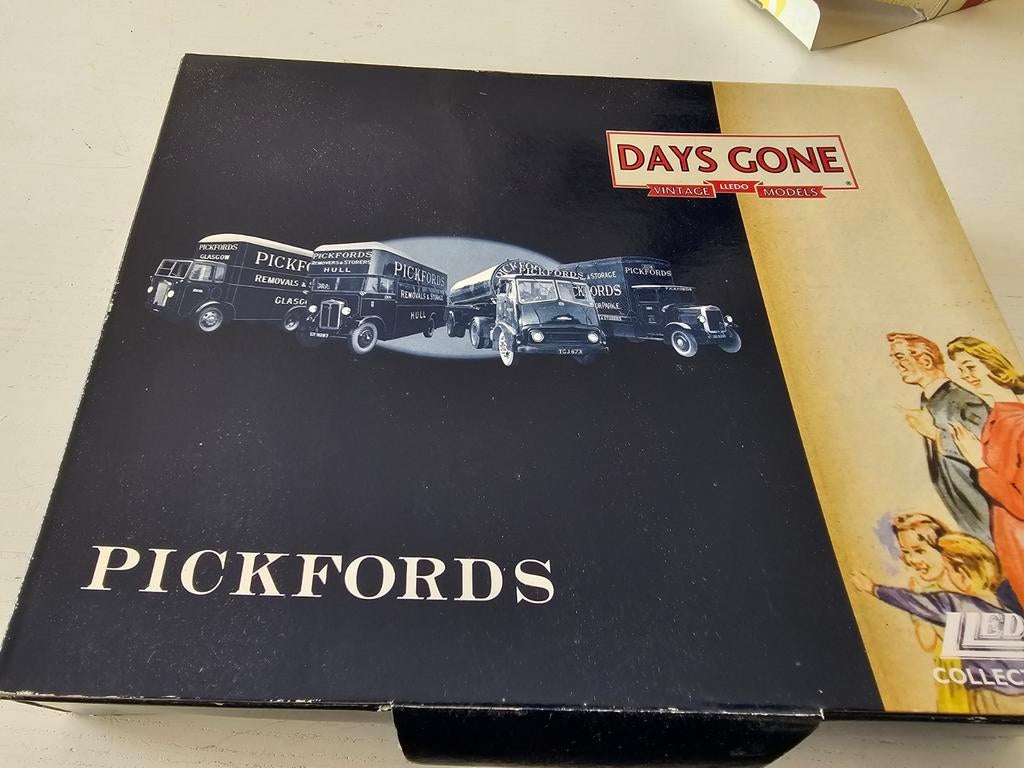Lledo Days Gone Pickfords 4-delige modelautoset., Ophalen of Verzenden