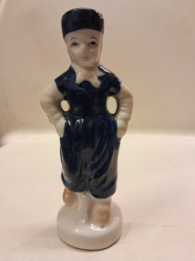 Delfts blauw mannetje, Ophalen