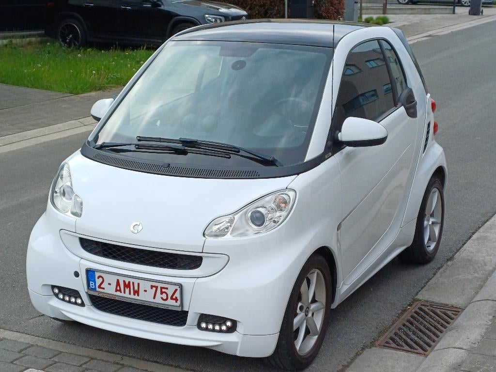 Smart fortwo, Autos, Smart, Euro 5, Achat, Noir, 2 portes
