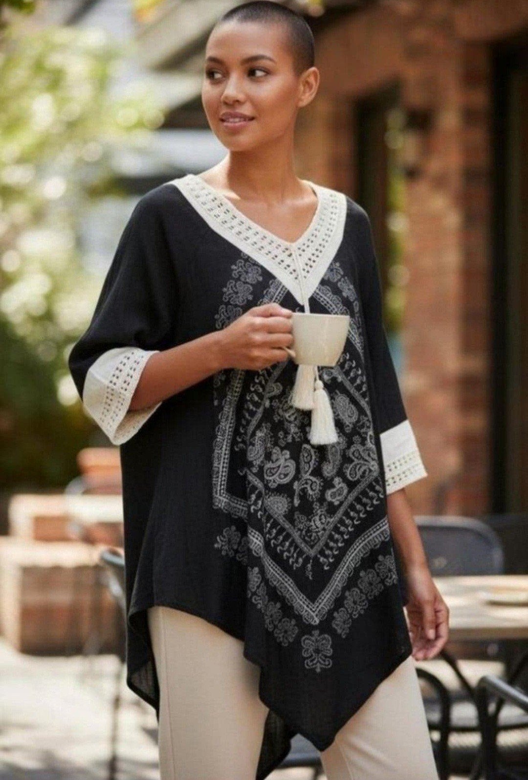 Robe vintage noire et blanche/tunique longue taille 38/40, Taille 38/40 (M), Enlèvement ou Envoi, Au-dessus du genou, Comme neuf