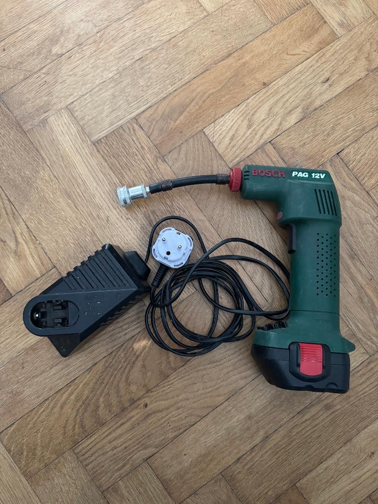 Bosch PAG 12V Persluchtpomp op batterijen, Auto-onderdelen, Ophalen of Verzenden
