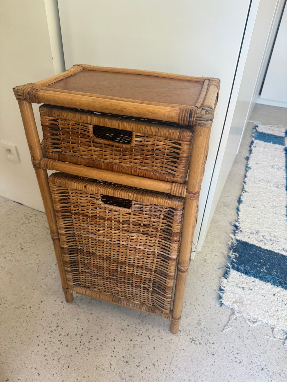 Rotan kastje, Ophalen, Gebruikt