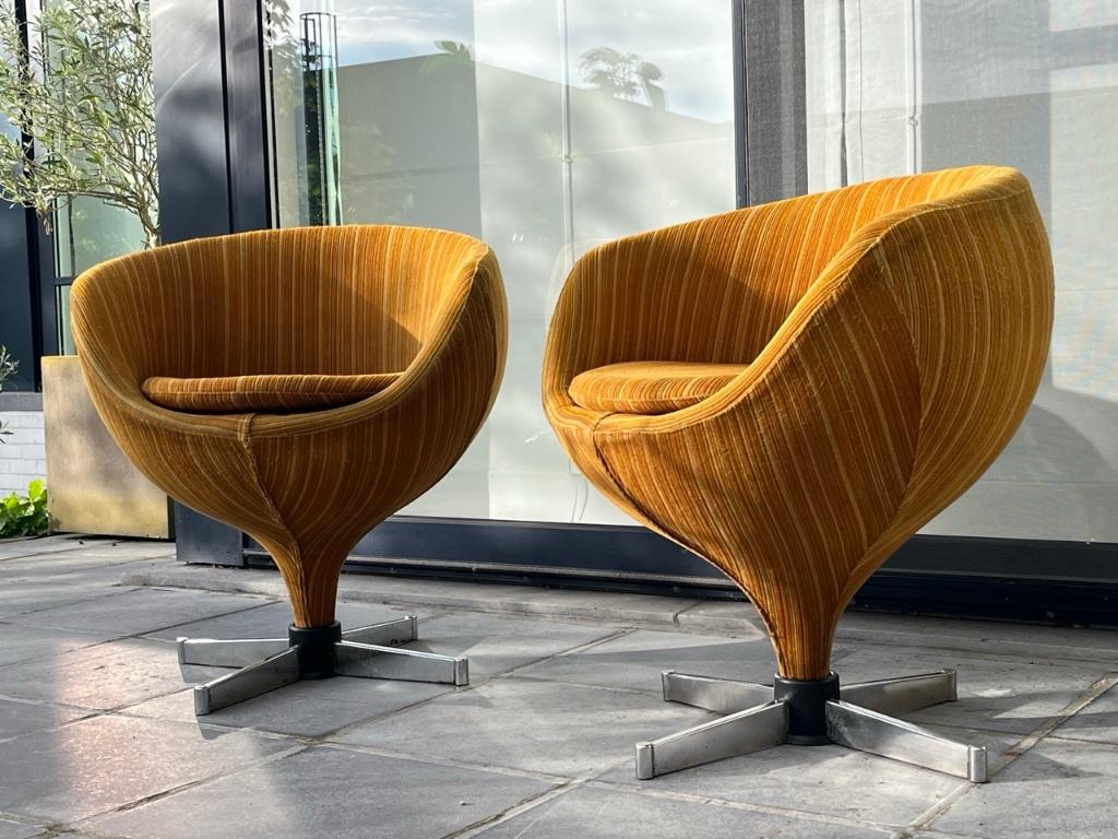 Fauteuils Pierre Guariche voor Meurop, Huis en Inrichting, Fauteuils, Gebruikt, Metaal, Stof, Ophalen