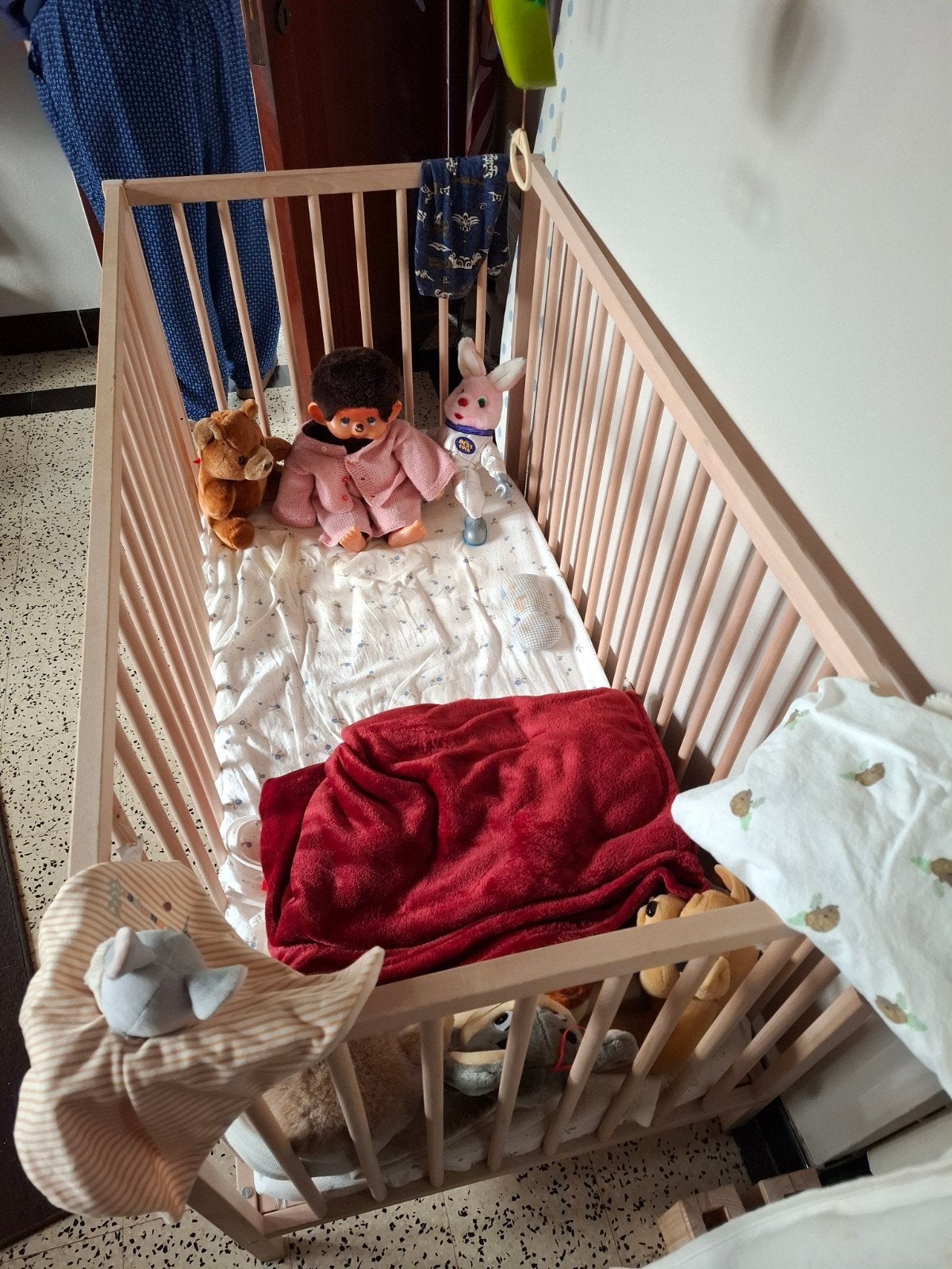 Babybedje, Ophalen
