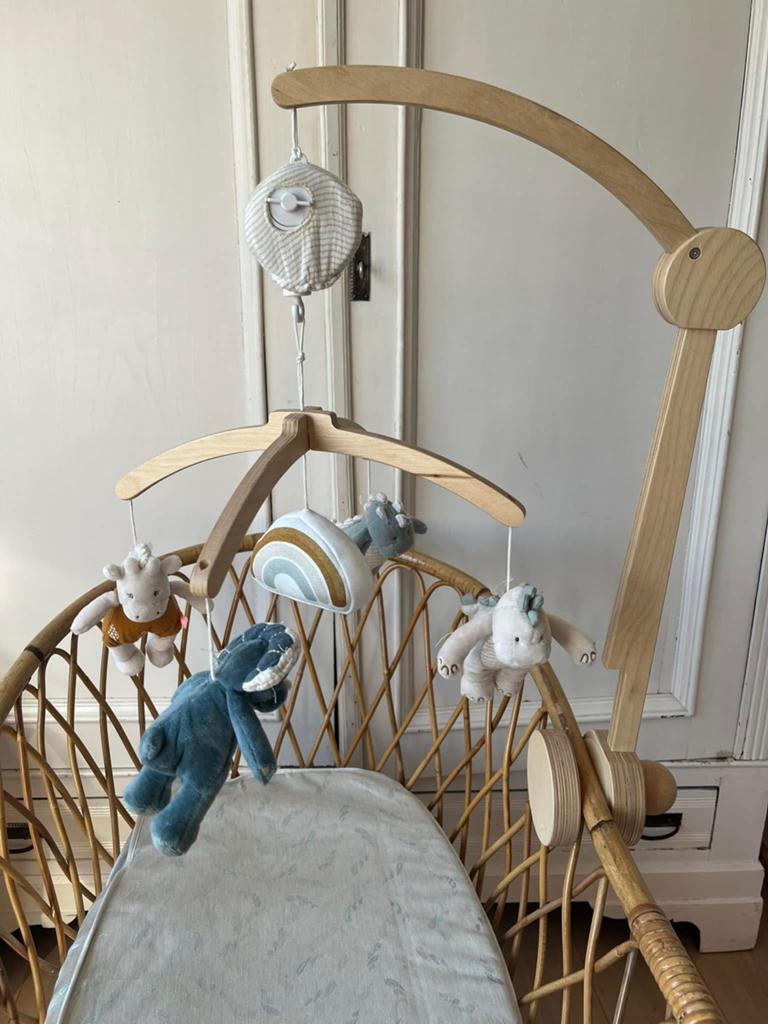Mobile musical Noukies, Enfants & Bébés, Enlèvement, Comme neuf, Autres types