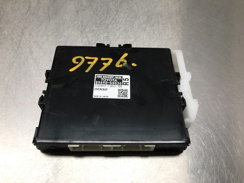 COMPUTER DIVERSEN Toyota Land Cruiser (J15) (|8969060030|), Gebruikt, Kundenbetreuung@toyota.de, Toyota, Toyota-Allee 2
50858  Köln, DE