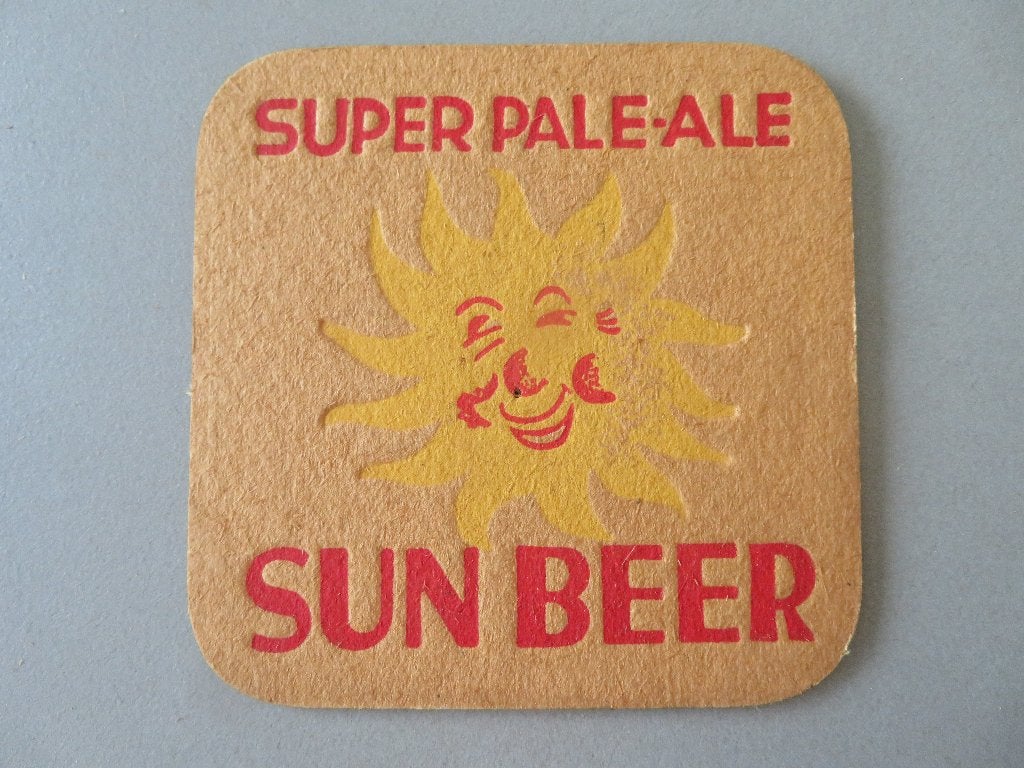 oud bierviltje brouwerij Labor Mons Super Pale Ale Sun Beer, Ophalen of Verzenden, Zo goed als nieuw, Viltje(s), Overige merken