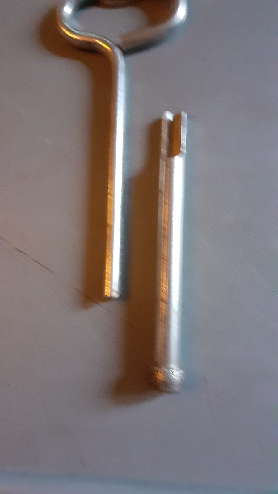 ancienne clé boite a sardine et decapsuleur  mod 2, Enlèvement ou Envoi