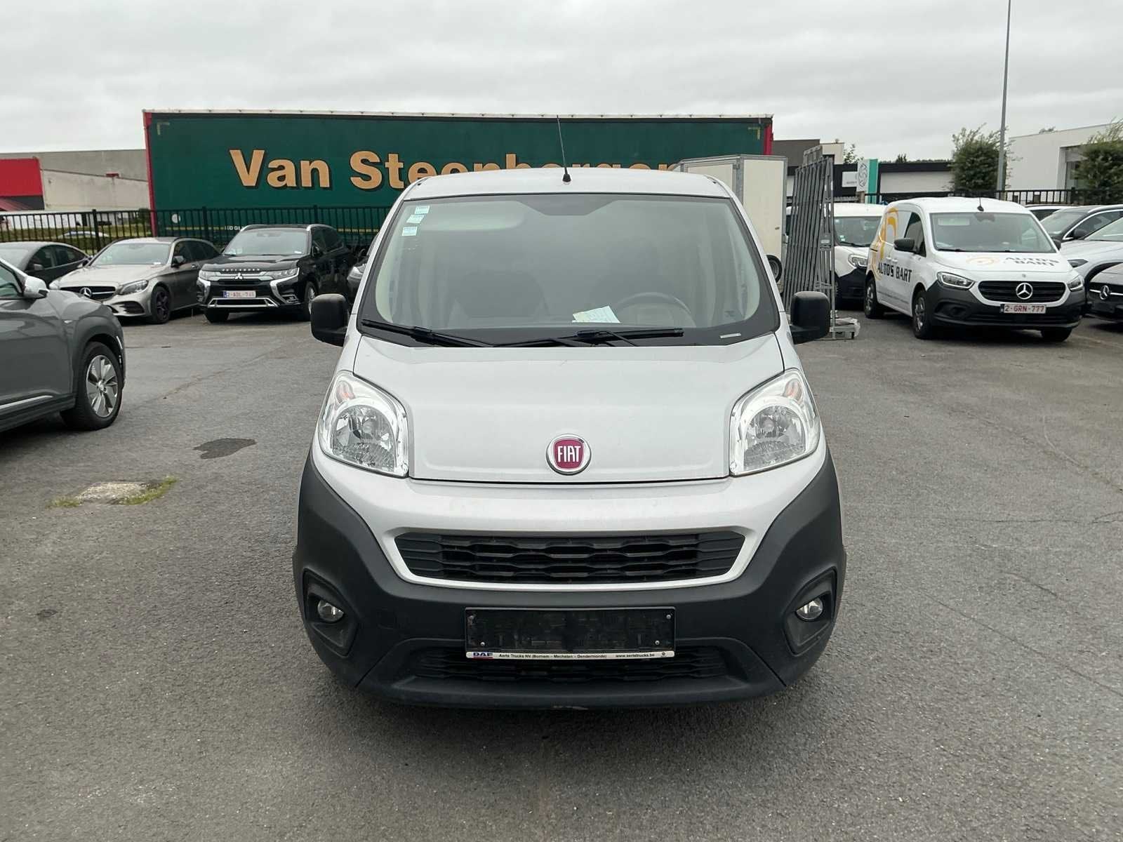 Fiat Fiorino Lichte vrachtwagen, Gebruikt, Euro 6, Bedrijf, Handgeschakeld