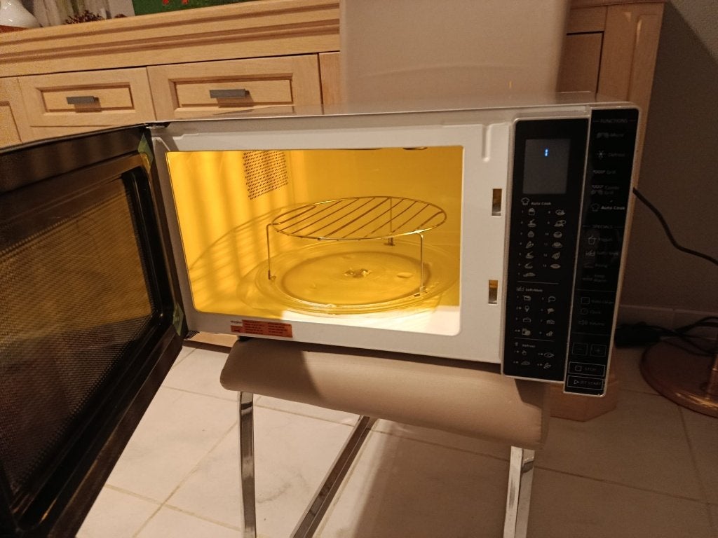 Whirlpool MWP 303 SB magnetron met grill - 30L, Elektronische apparatuur, Ophalen, Gebruikt, Minder dan 45 cm, Draaiplateau