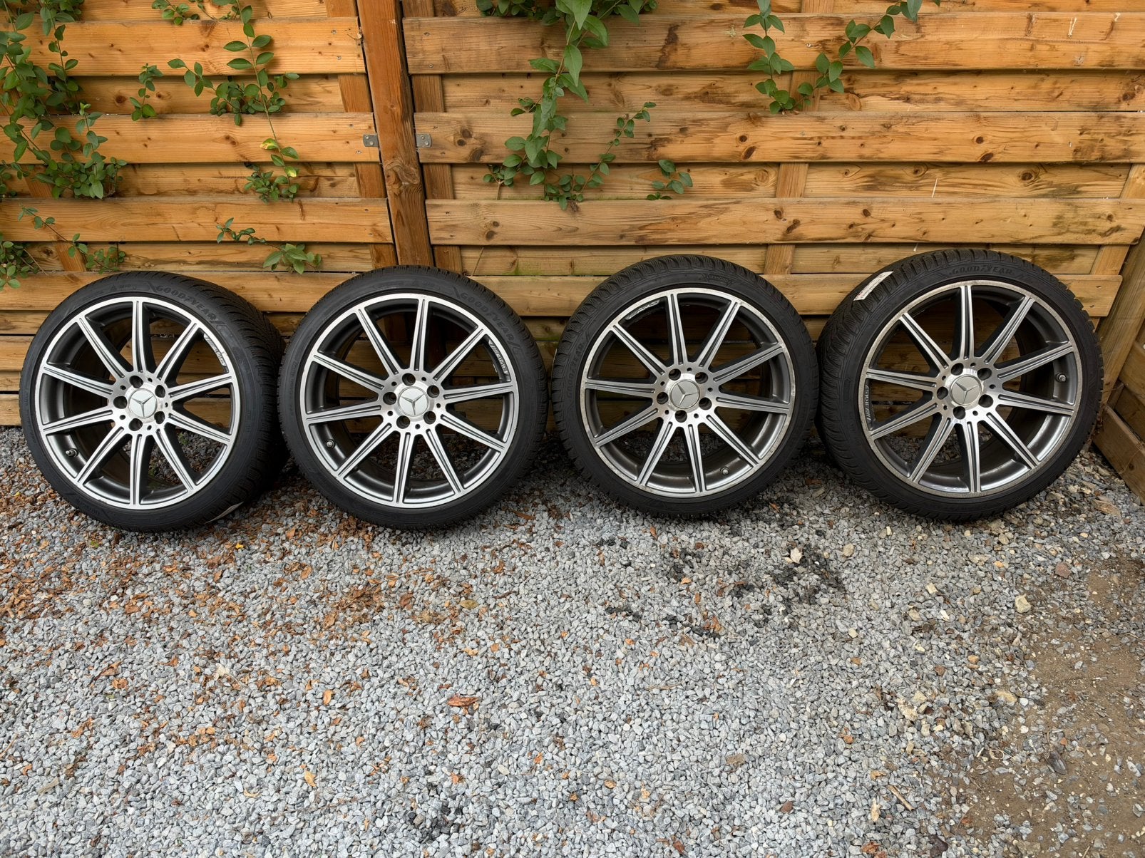 Originele AMG 19” velgen 10-spaaks + Perfecte winterbanden!, Pneus hiver, 255 mm, Véhicule de tourisme, Utilisé