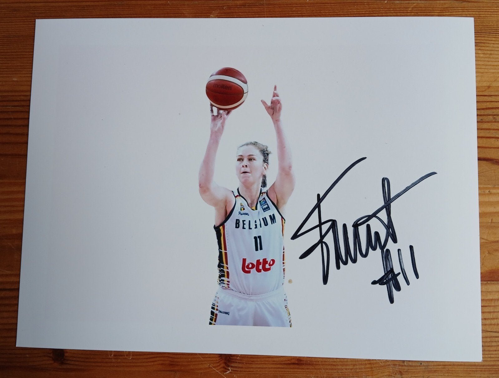 Gesigneerde foto van Emma Meesseman., Verzenden, Nieuw