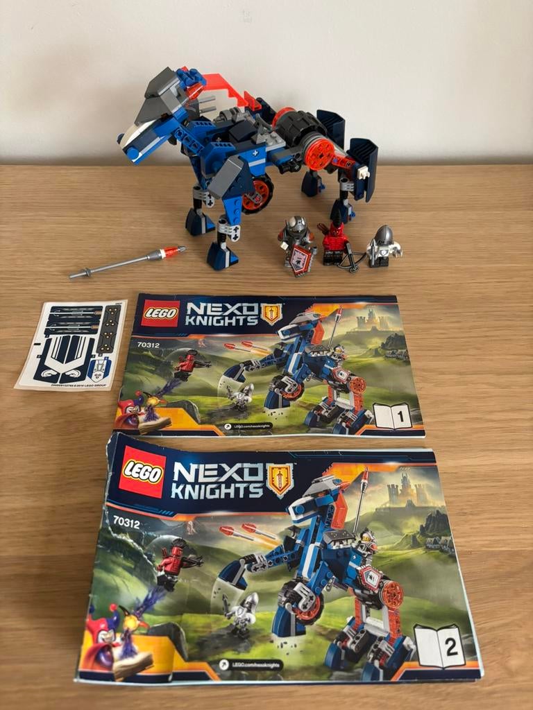 Lego nexo knights Lance's Mecha Horse 70312, Ophalen of Verzenden, Zo goed als nieuw, Compleet, Lego