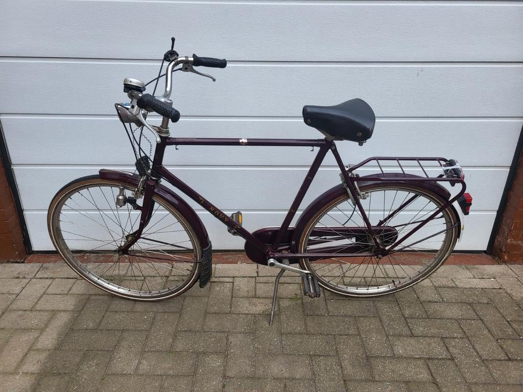Herenfiets Novy Volendam (bordeaux kleur), Ophalen, Versnellingen