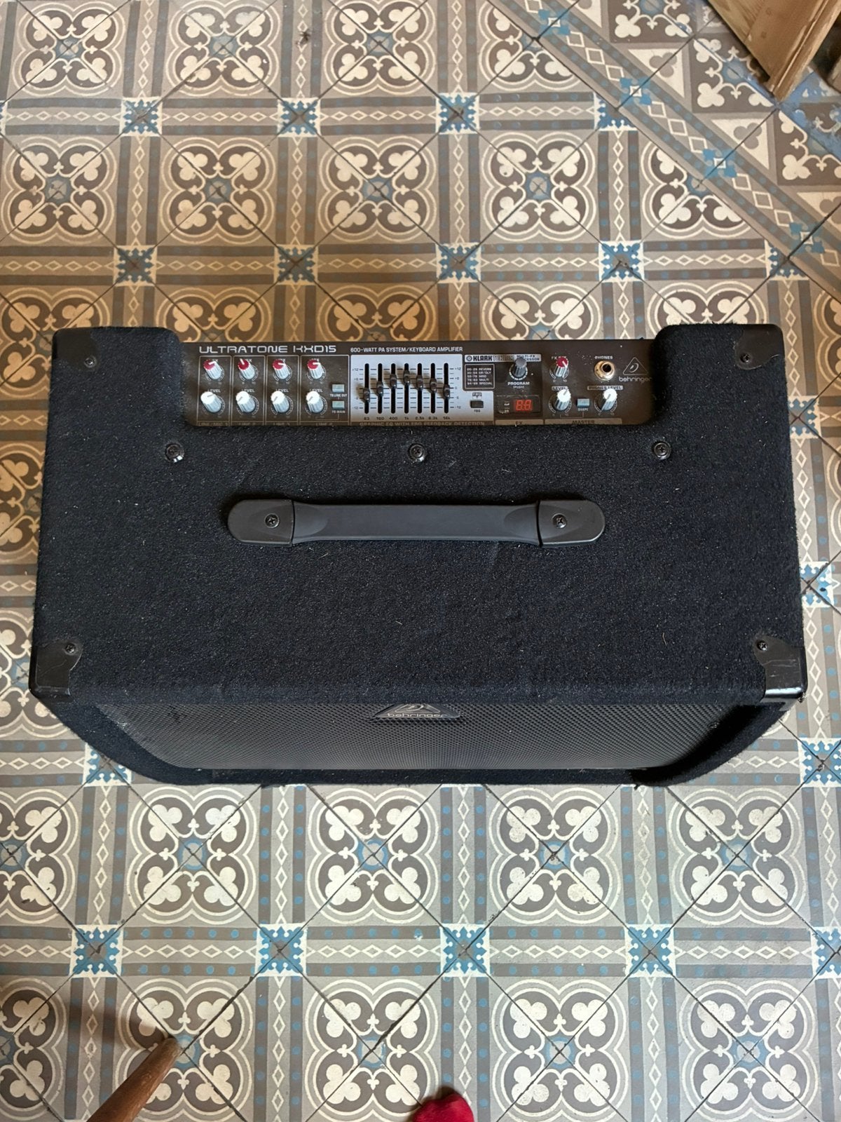 Versterker behringer, Ophalen, Zo goed als nieuw
